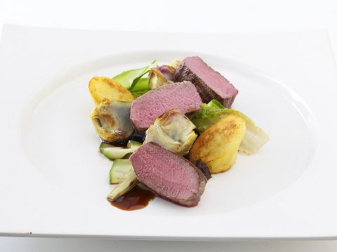 Cannon of Welsh lamb with black olive, tomato, courgette and lamb jus - At home catering