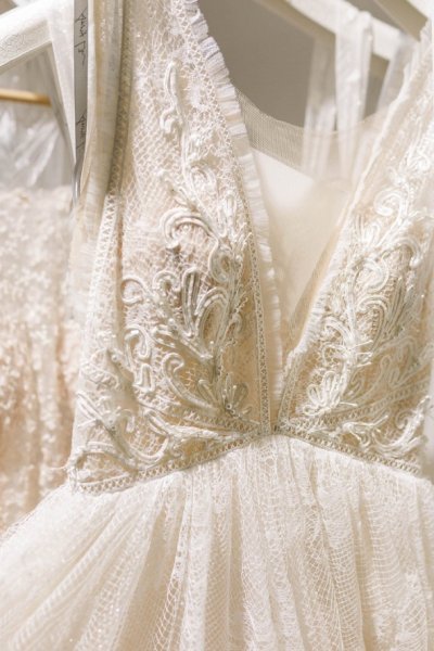 Anny Lin details - Exmoor Brides