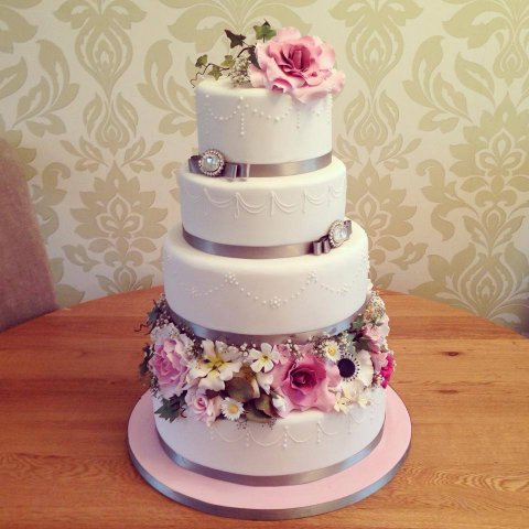 Wedding Cakes - A-cakes-Image 15382