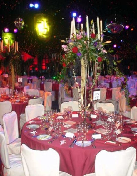 masked ball table setting - Amazing Parties Ltd