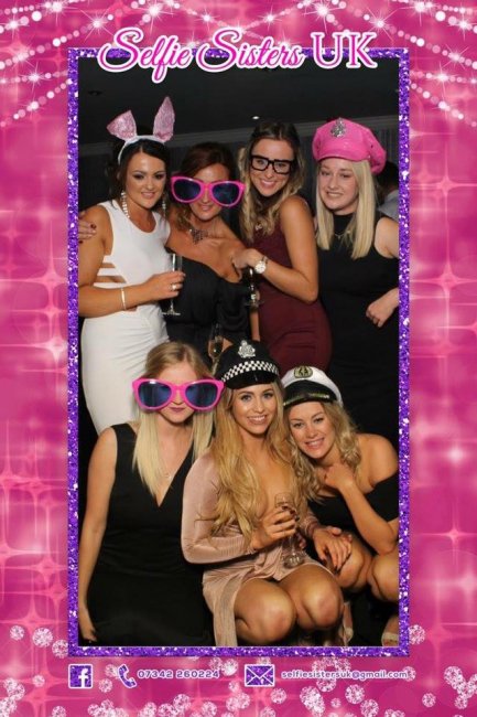 http://www.selfiesistersuk.com - Selfie Sisters UK