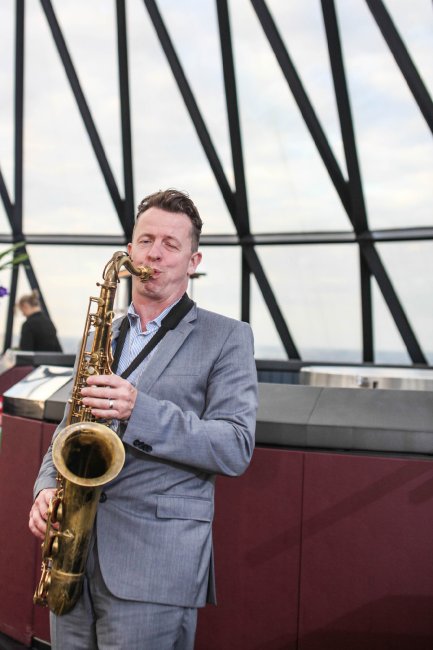 Solo sax - Sax & Honey