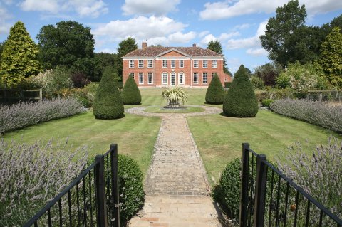 Stunning gardens - Hockering House 