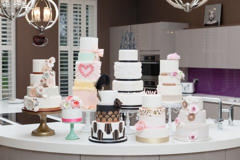 Wedding Cakes - Cakes by Caroline-Image 14320
