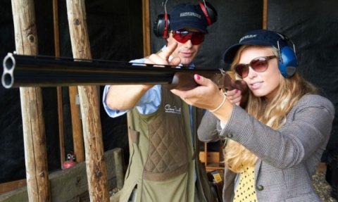 Trying clay shooting - Honesberie Shooting School
