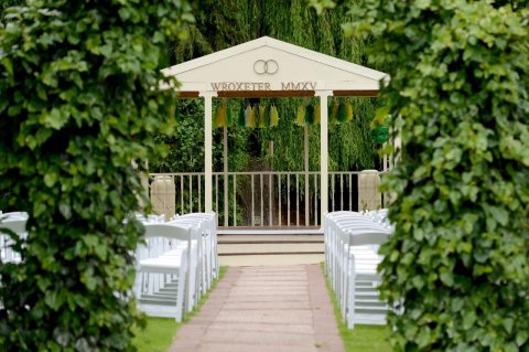 Outdoor Wedding Venues - The Wroxeter Hotel-Image 25576