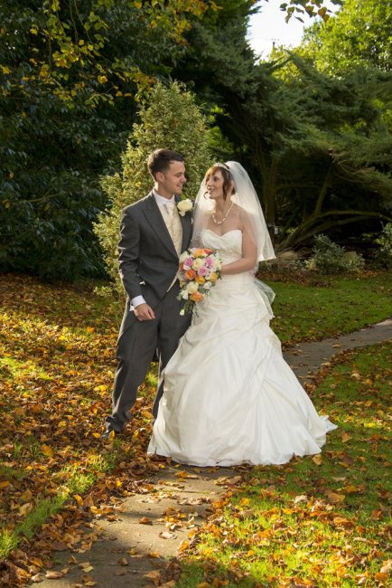 Colourful autumn wedding - Chris Mimmack Photography