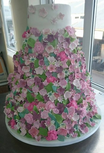 Blossom Flowers - Mad Cakes