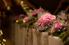 Textured top table display Photo by www.allybyrom.com - Daisy Chain