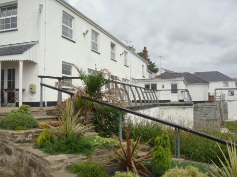 Garden Terrace - Beggars Reach Hotel