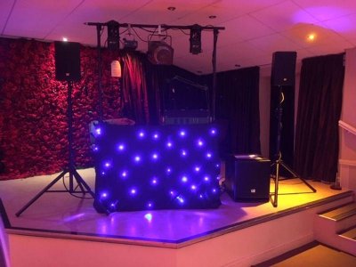 Triangle Mobile Discos