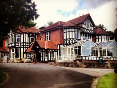 Lyons Woodlands Hall