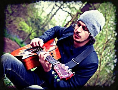 Gary Acoustic Guitarist Vocalist London